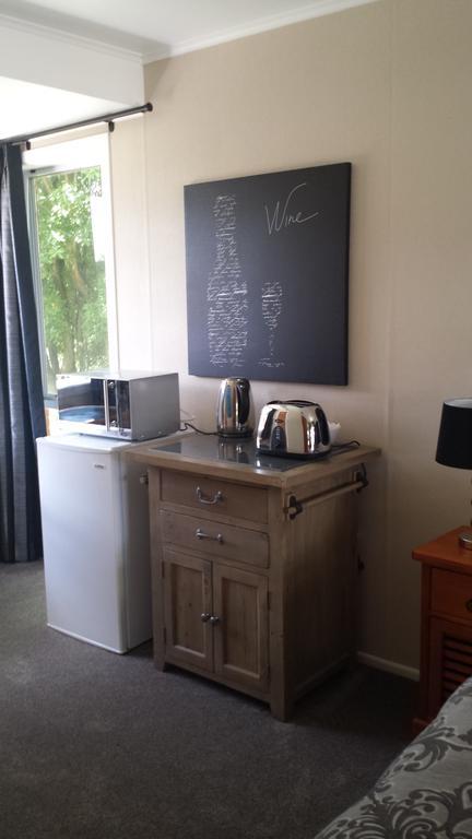 A1 Troutfishing At Tirau Room photo